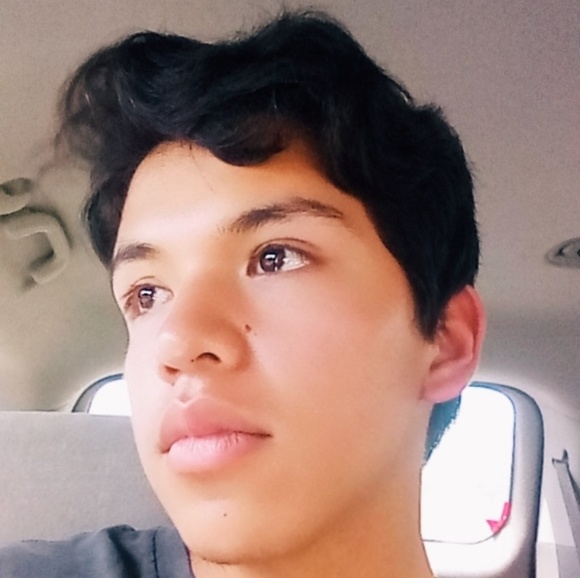 Meet your Posher, Zach - Picture 1 of 1